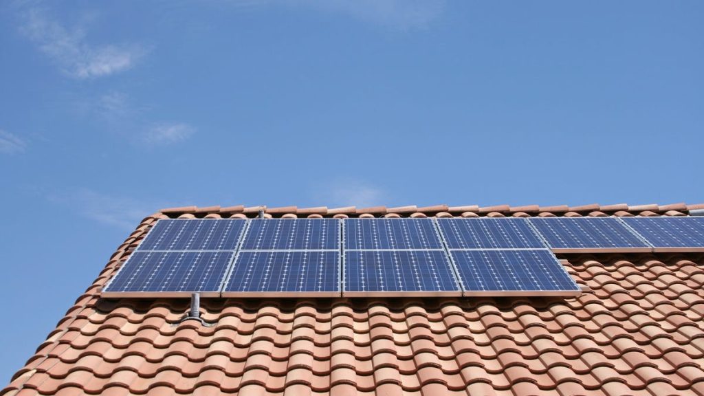 Elevation Solar Review: Bringing Energy Efficiency and Solar Together
