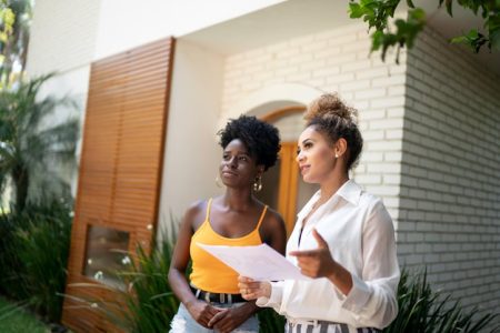 What Happens if a Home Seller Lies in Their Listing?