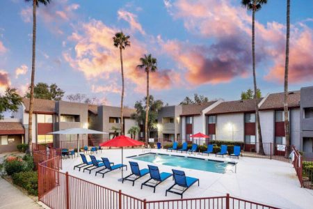 Glendale apartment complex sells for $28 million