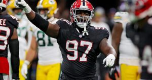 BREAKING: Atlanta Falcons DT Grady Jarrett Tears ACL, OUT for Season | Arena