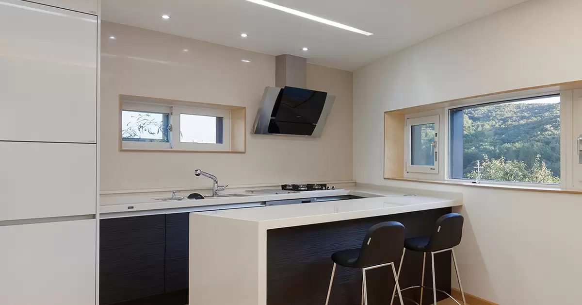 Pay Attention To Designing The Kitchen Ceiling